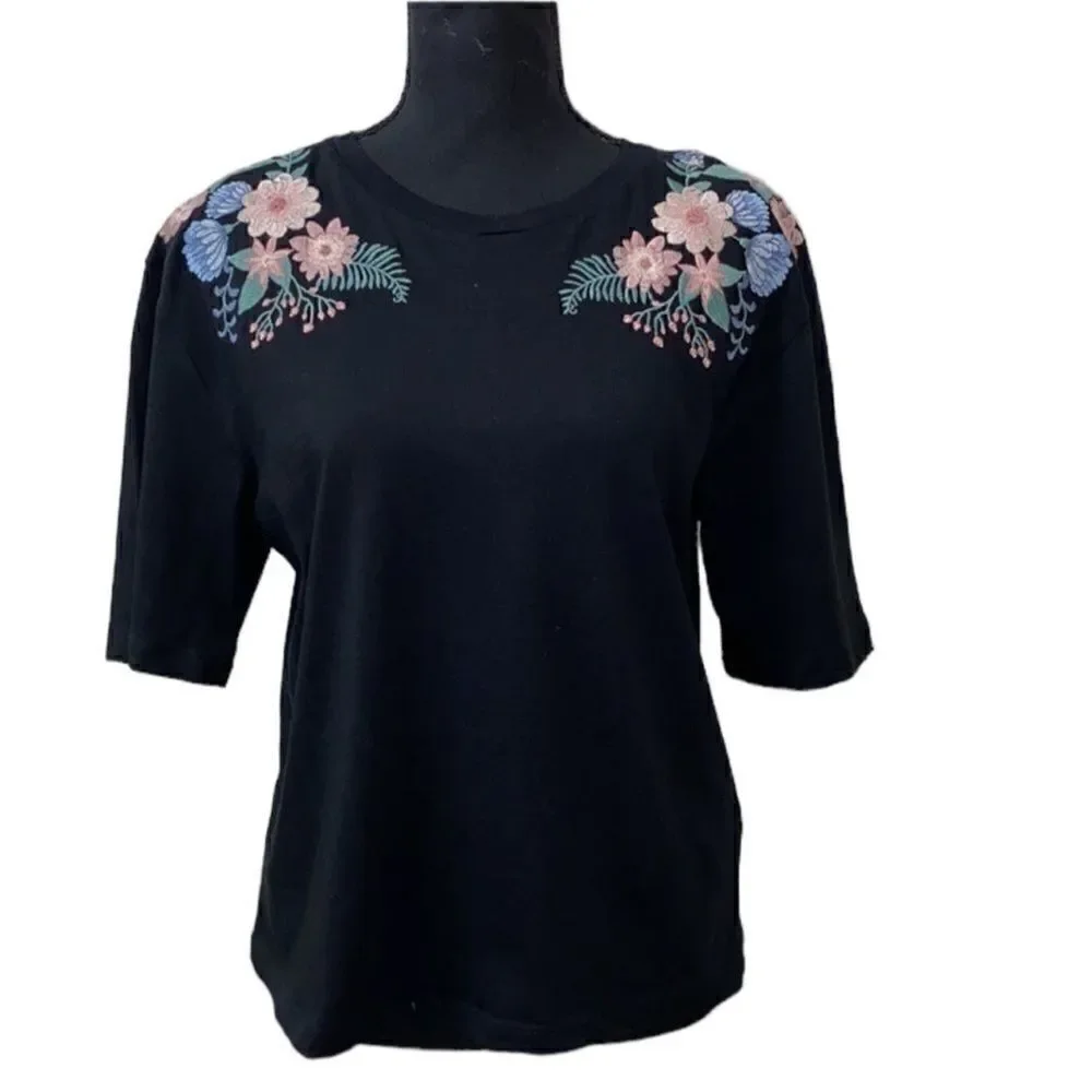 H&M Black Top(Size Small)